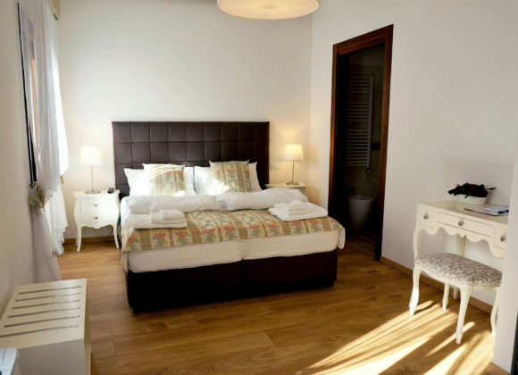 Doppelzimmer Classic - Das Bett | Luxus B&B in Venedig | B&B Hortus